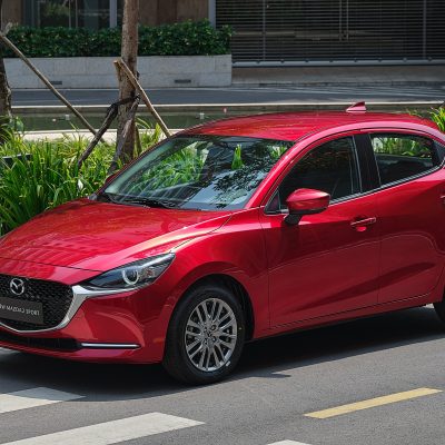 NEW MAZDA2 SPORT